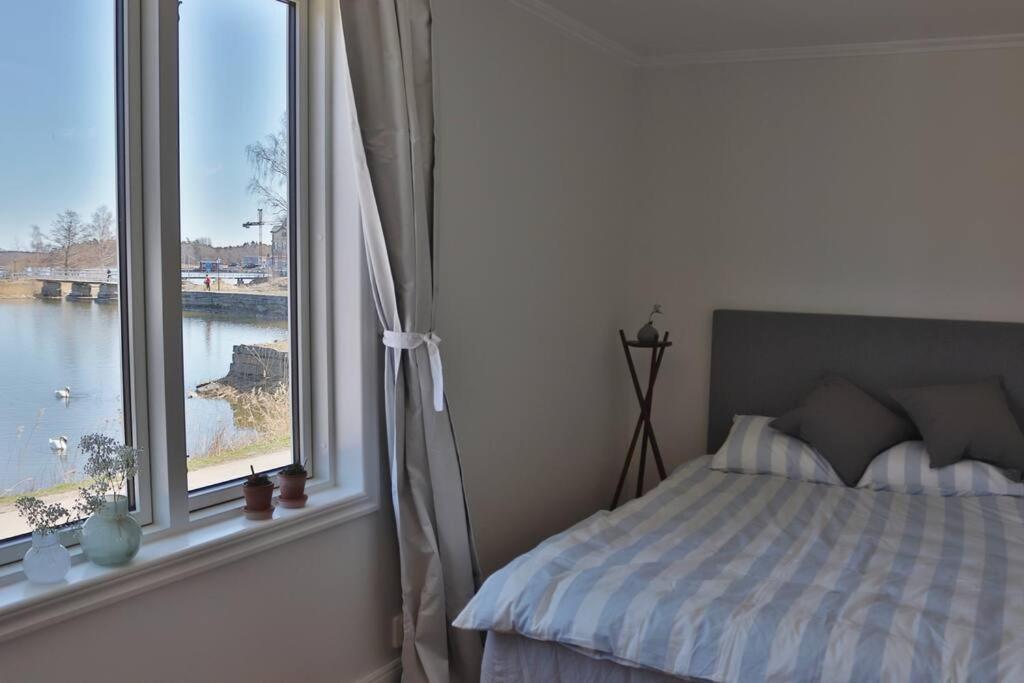 Captivating Harbor View Suite Osthammar Ngoại thất bức ảnh